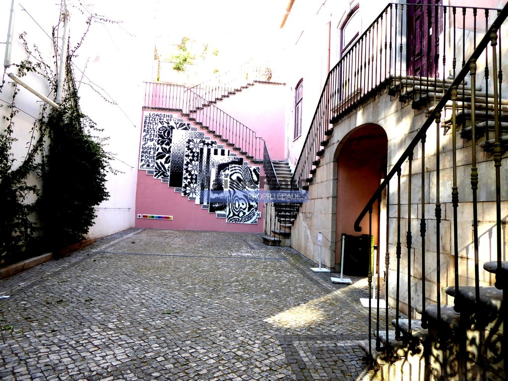 Terreno p/ contr. altura